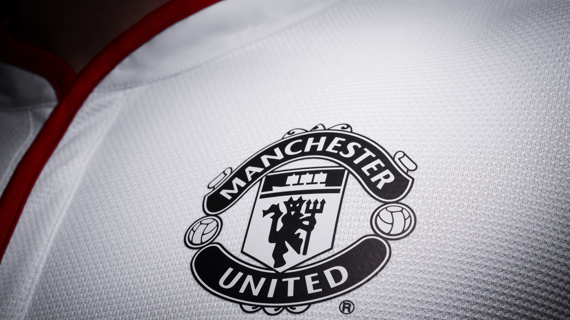 Logo Wallpaper Gold Manchester United : Manchester United Wallpapers HD ...