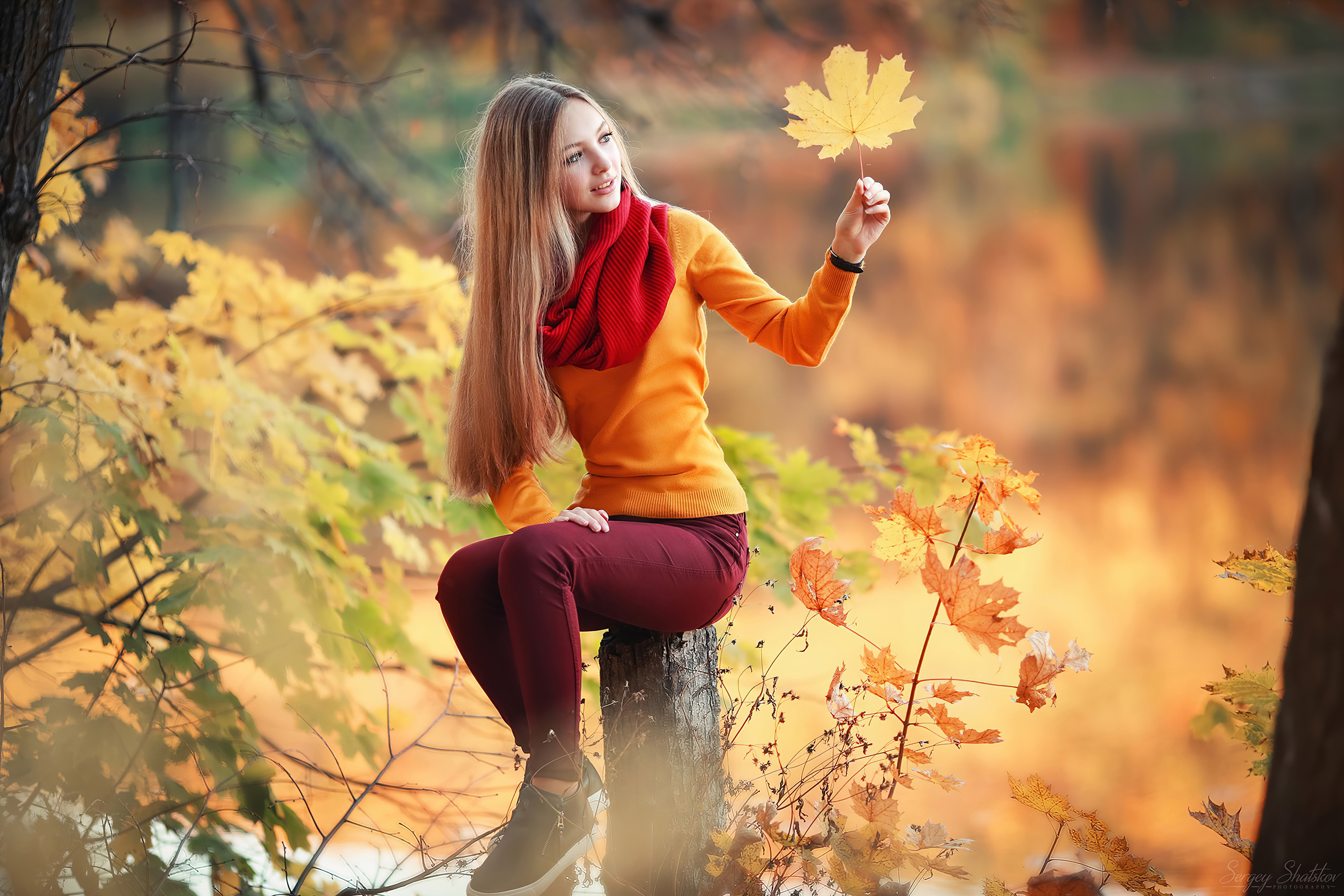 Blonde Girl Autumn 4k Hd Girls 4k Wallpapers Images Backgrounds Photos And Pictures 3987