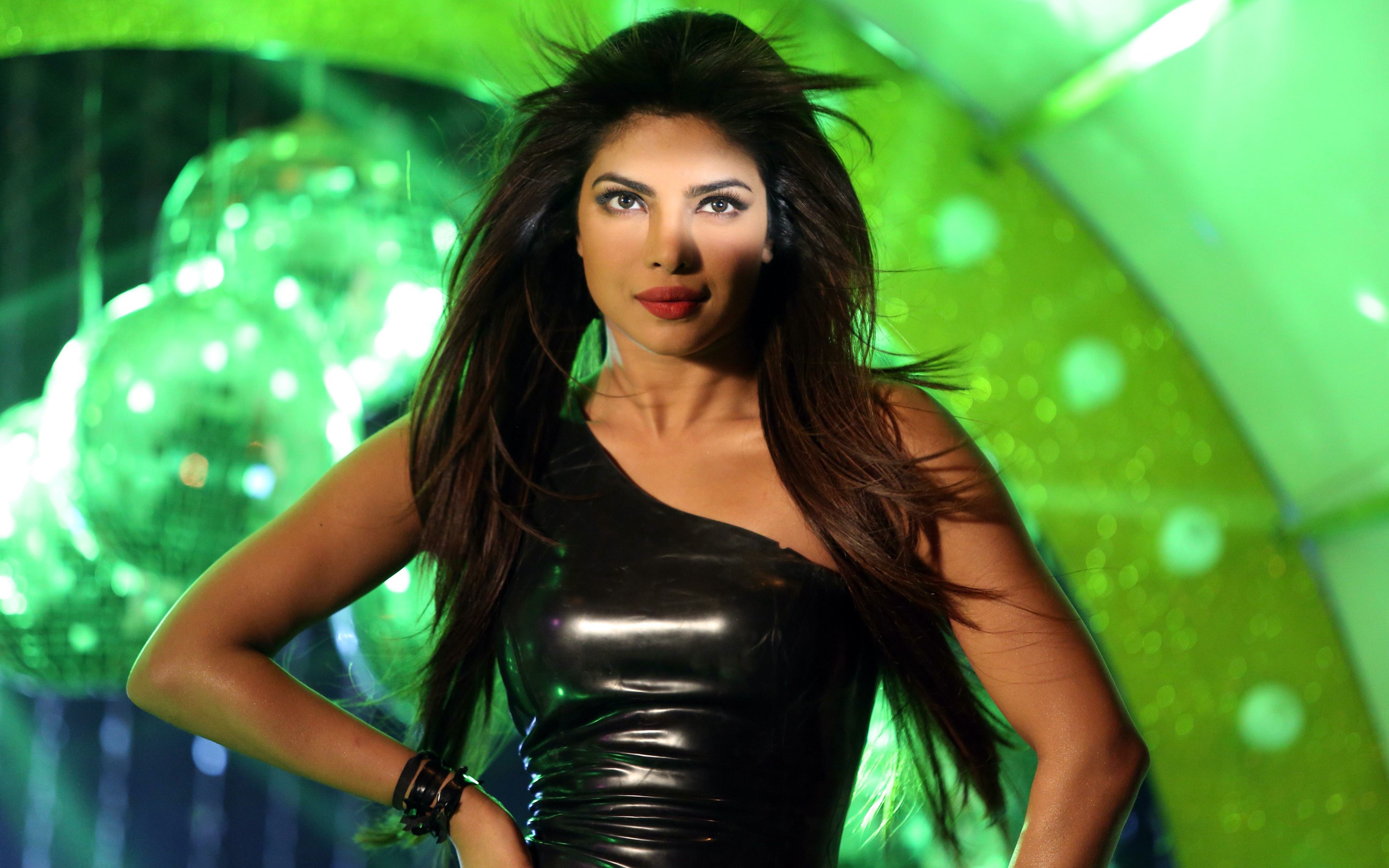 Priyanka Chopra 7 Hd Indian Celebrities 4k Wallpapers Images Backgrounds Photos And Pictures 