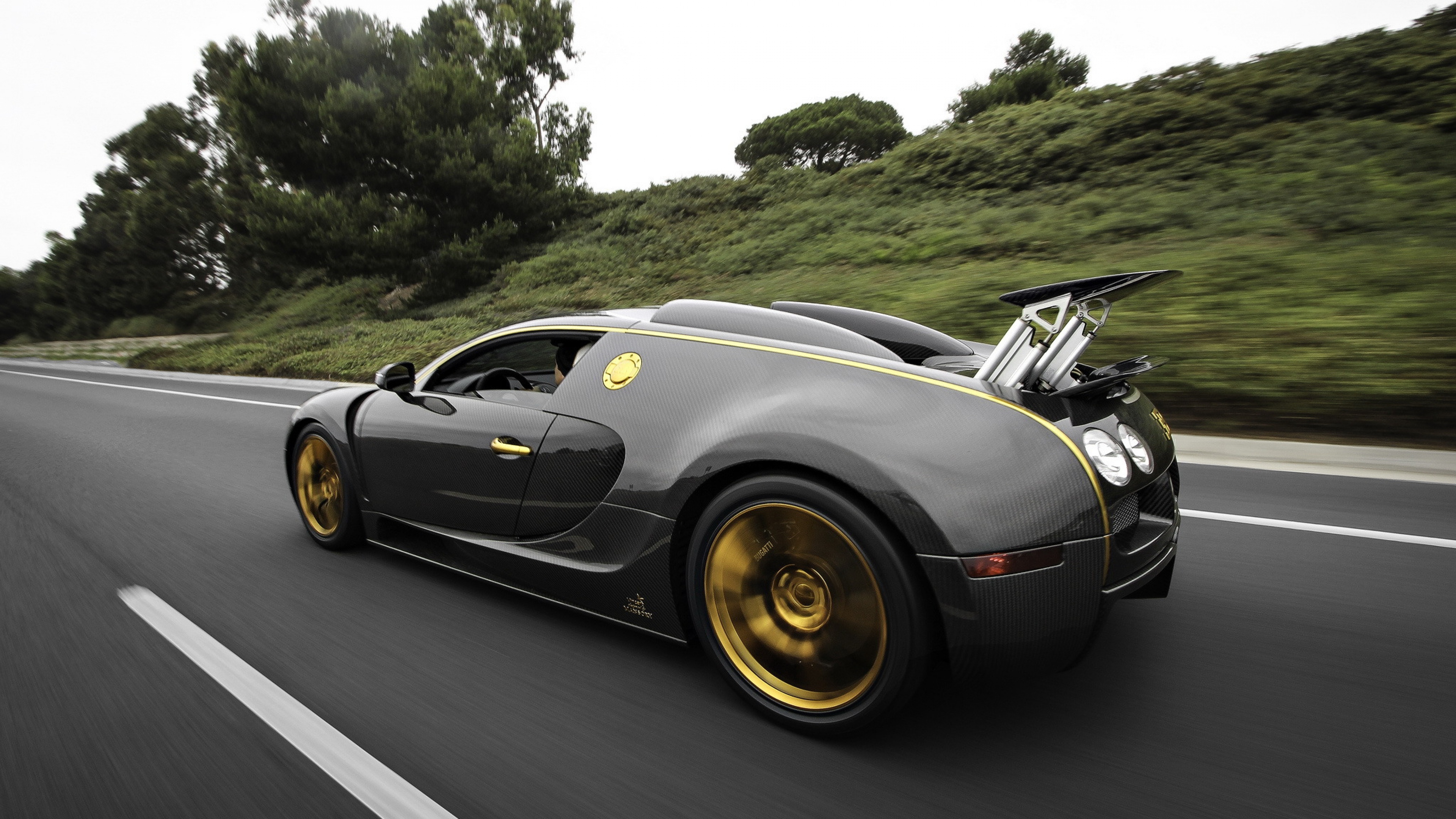 Bugatti Veyron дорога рассвет скачать