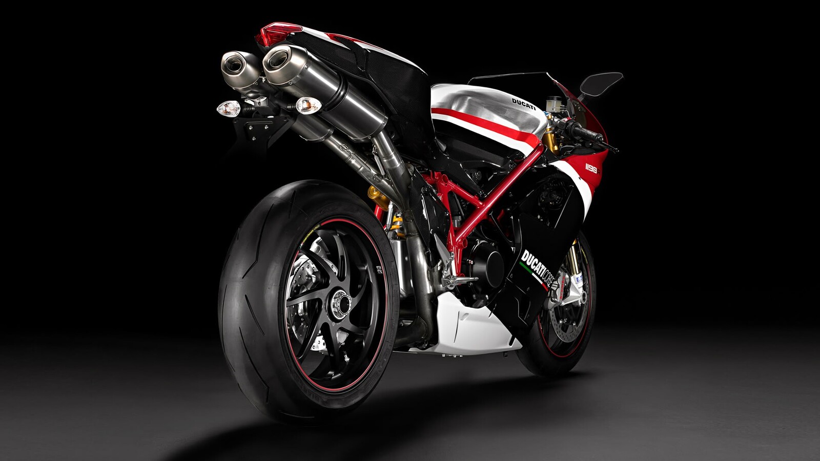 Мотоцикл Ducati без смс