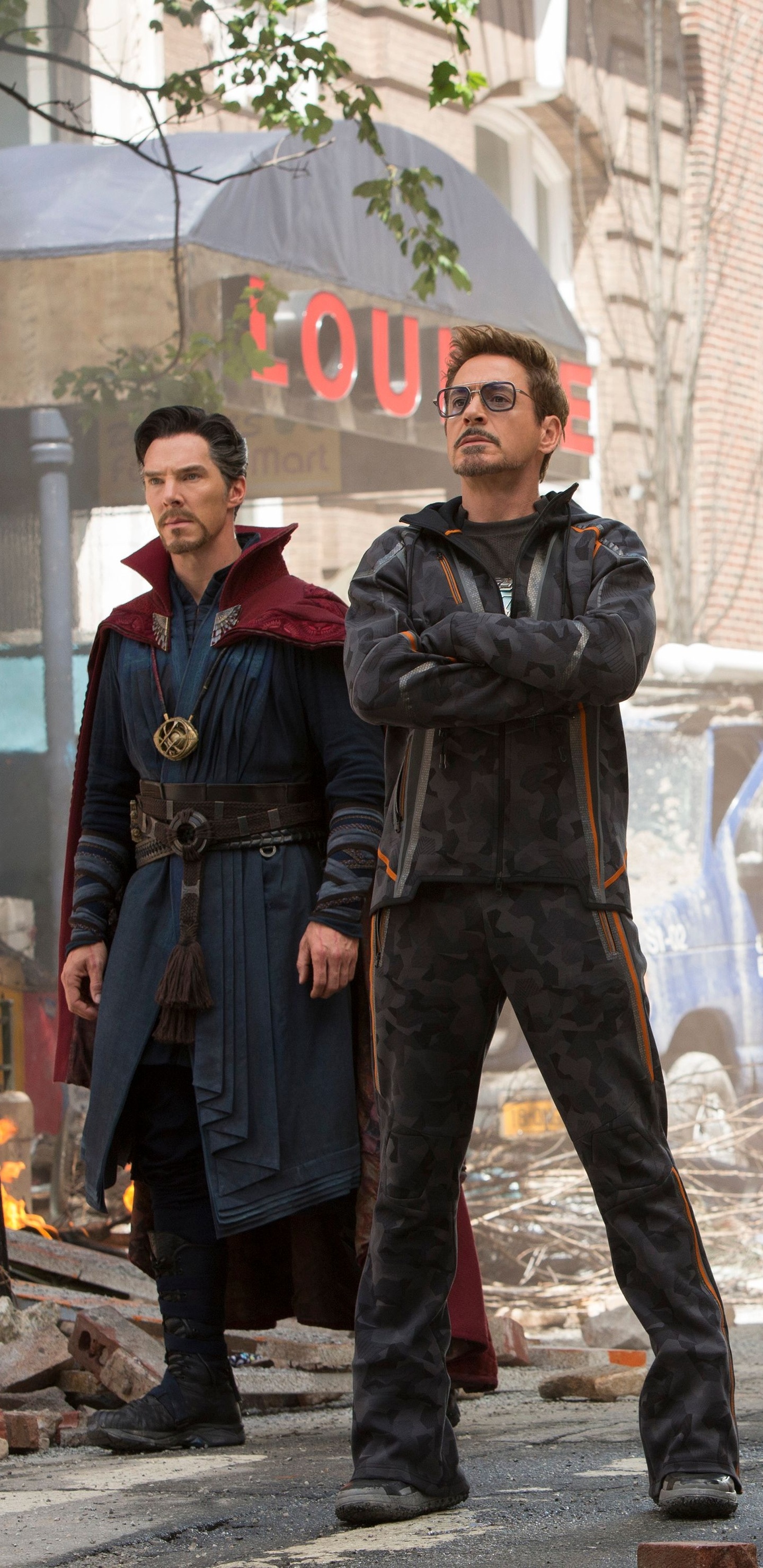 1440x2960 Tony Stark Doctor Strange Wong And Bruce Banner In Avengers