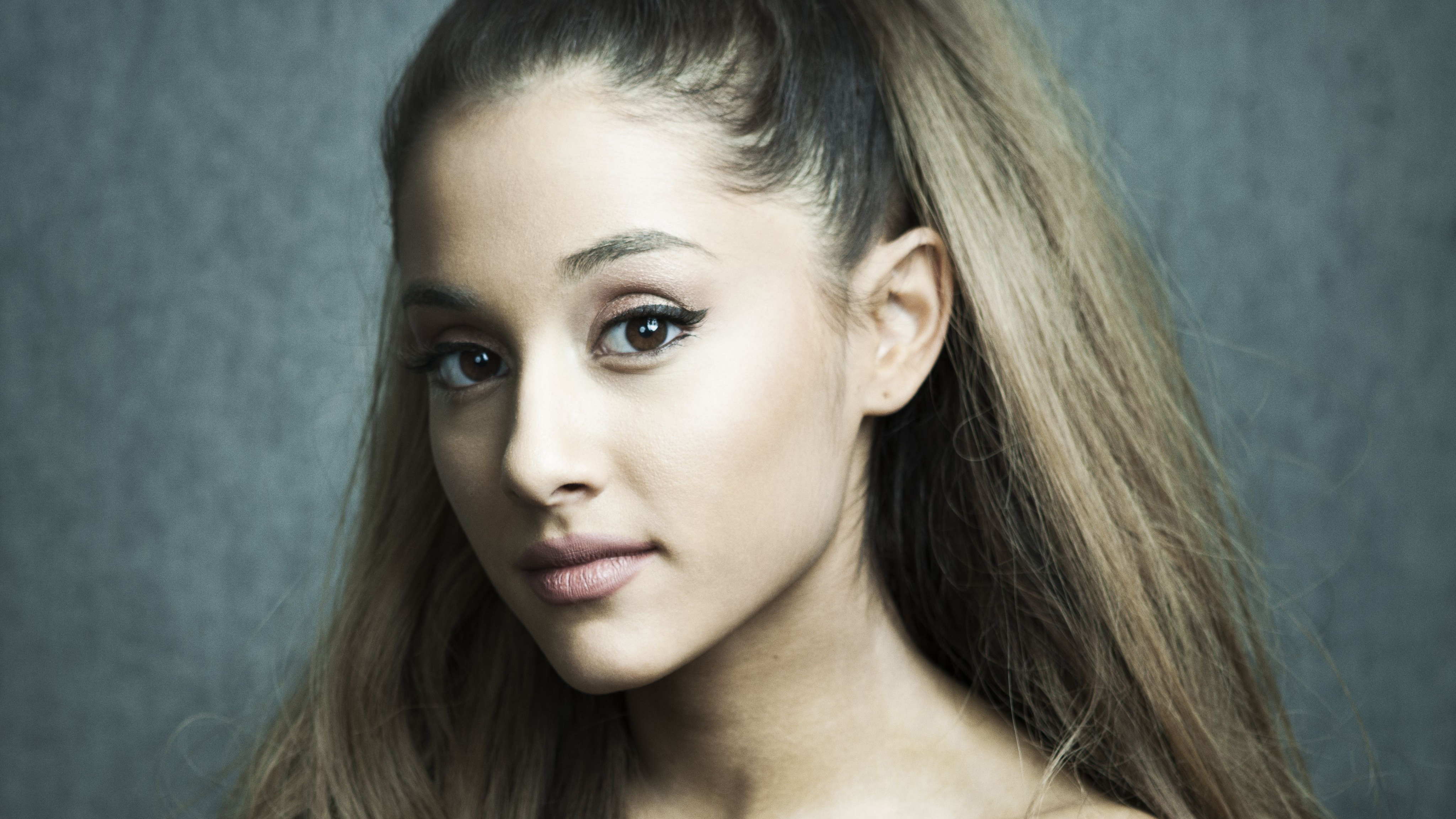 Ariana Grande 4K Wallpaper