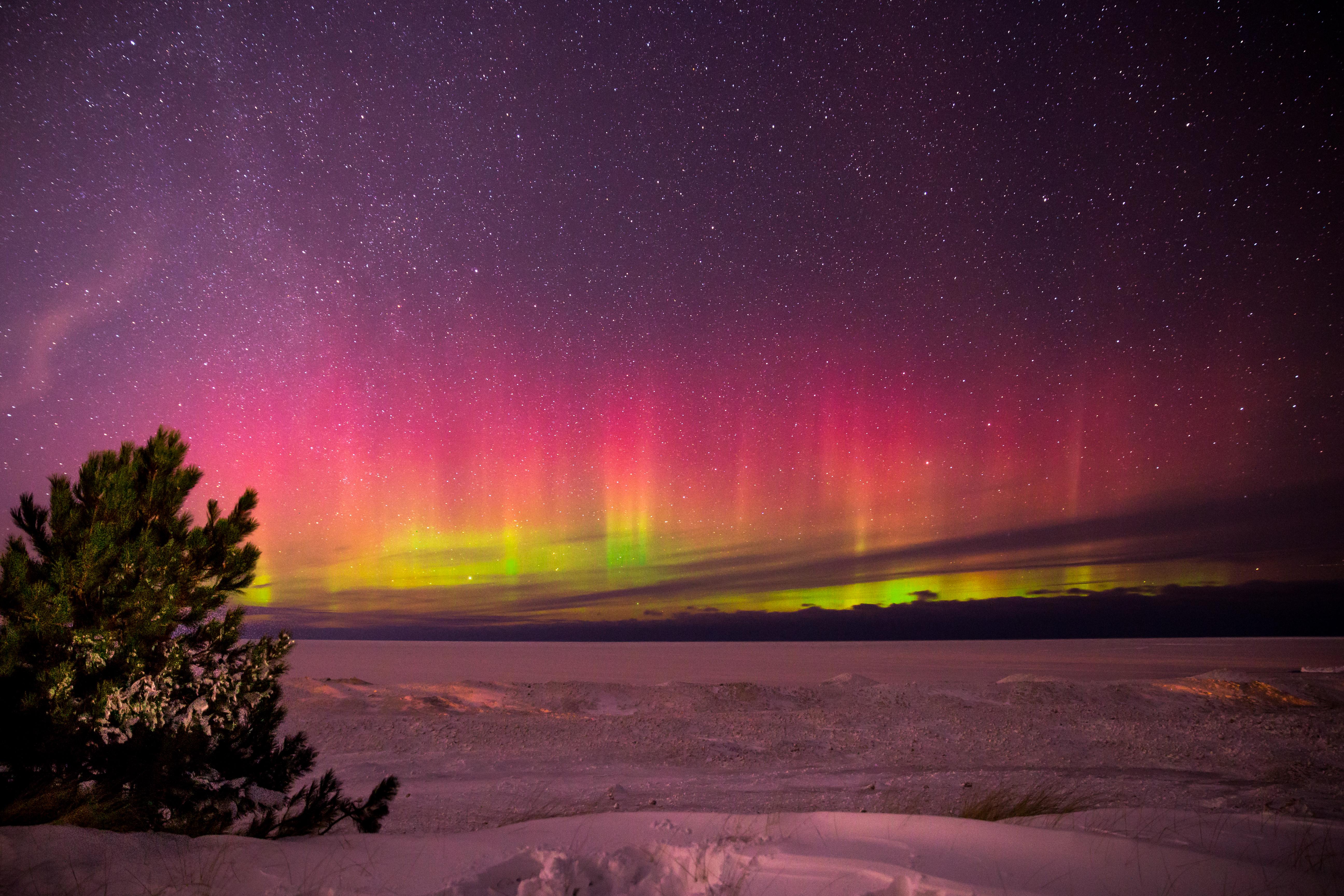 Aurora Borealis In Marquette Michigan, HD Nature, 4k Wallpapers, Images