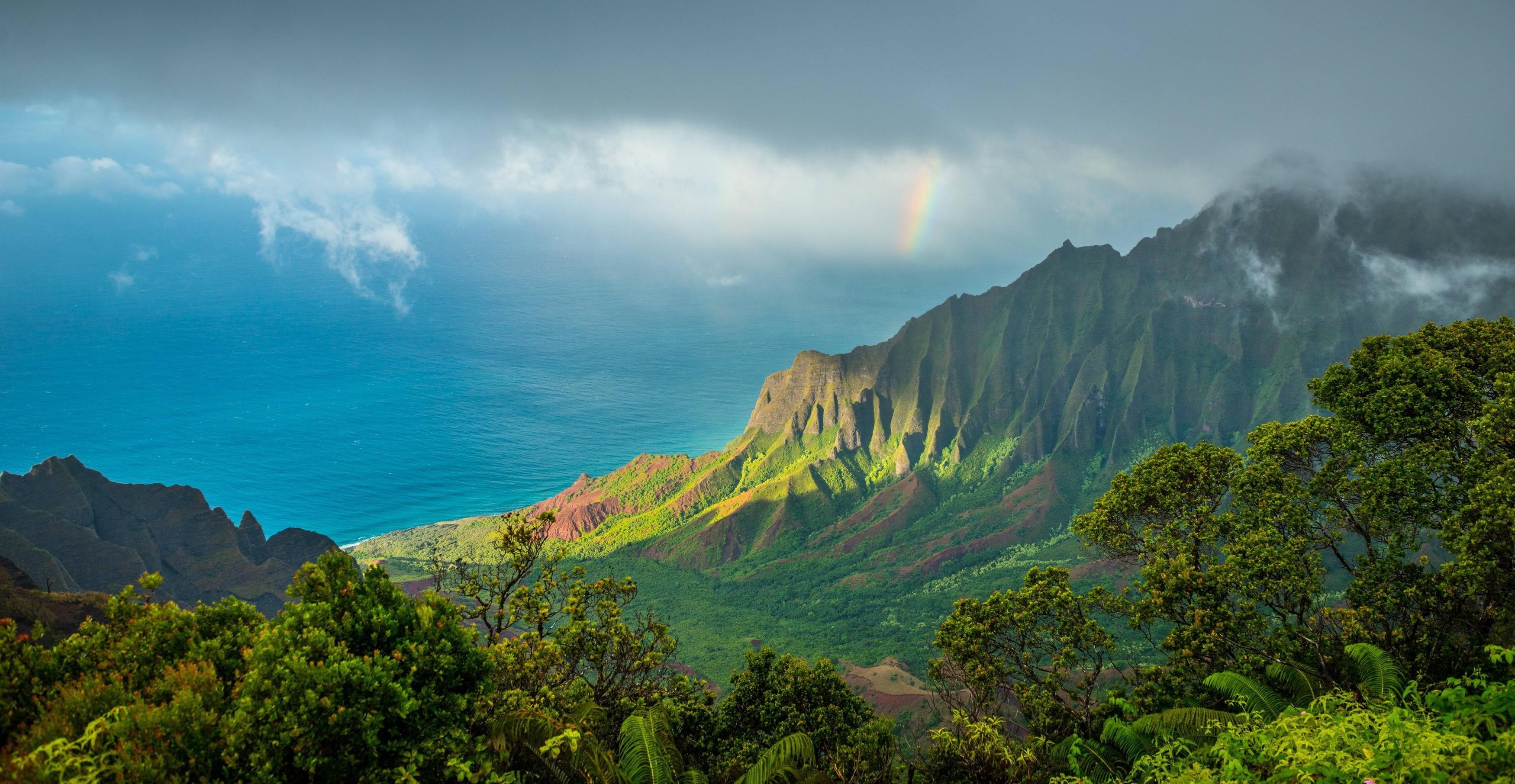 1366x768 Hawaii Kauai Pacific Ocean Clouds Mountains 4k 1366x768