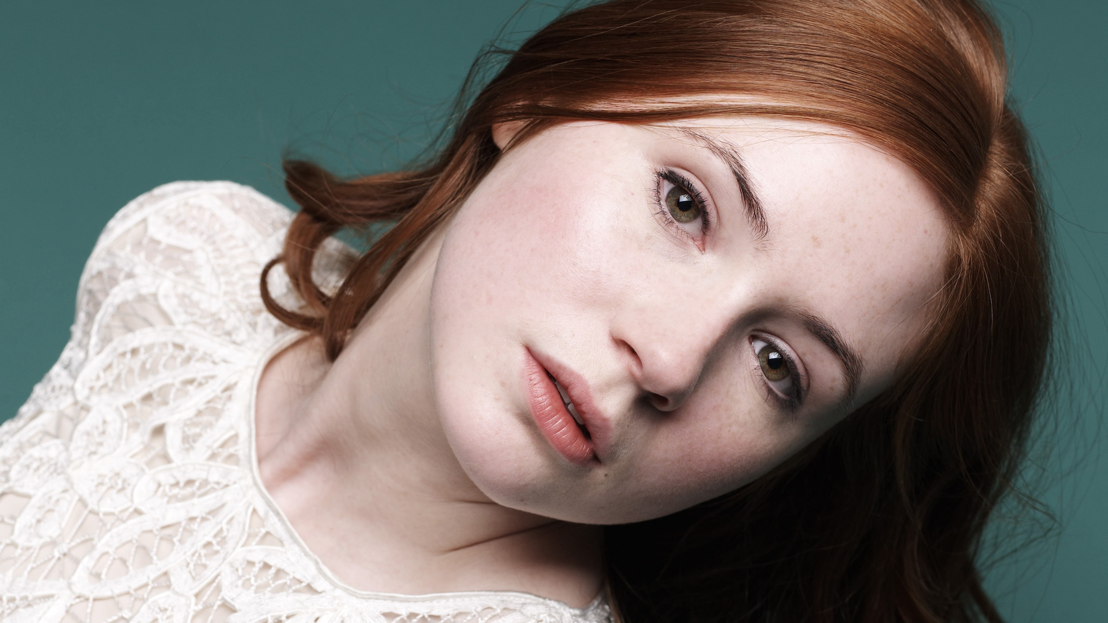 Karen Gillan Closeup Hd Celebrities K Wallpapers Images